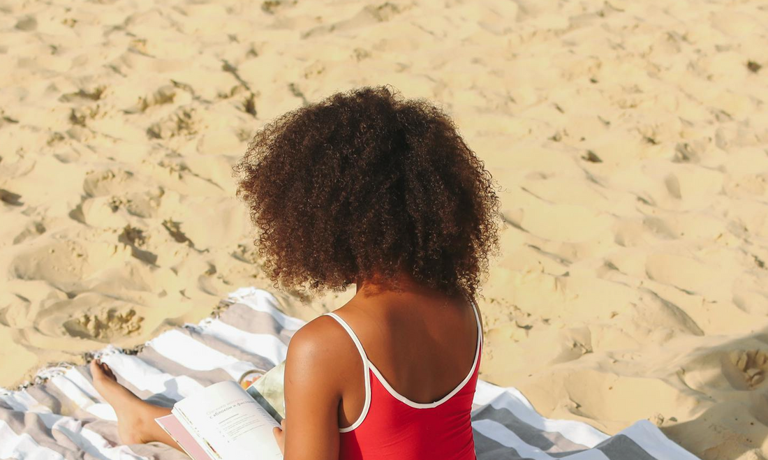 Comment faire pousser ses cheveux crépus plus vite naturellement